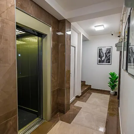 Intercity Apartment