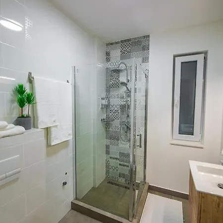 Intercity Apartment