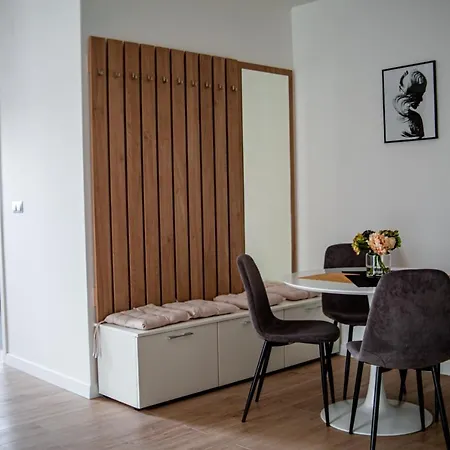 Intercity Apartment